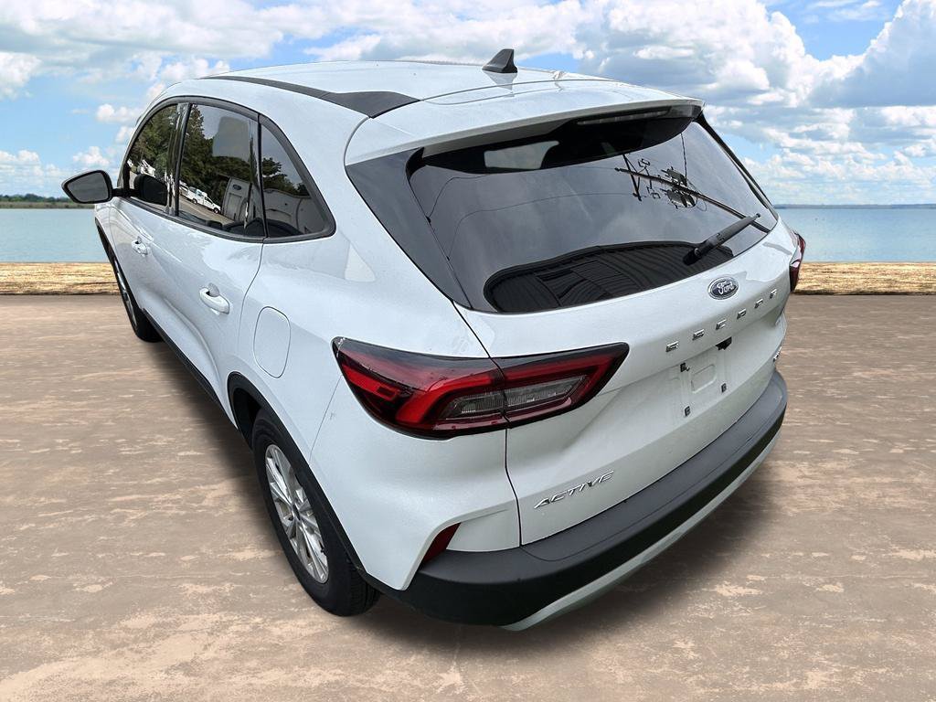 Certified 2025 Ford Escape Active AWD/4WD image 7