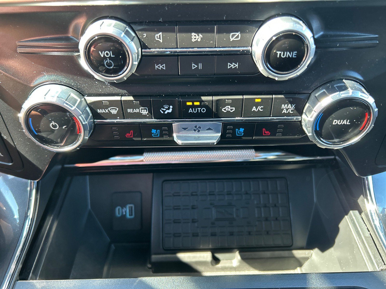 Certified 2023 Ford F150 Lariat AWD/4WD image 31