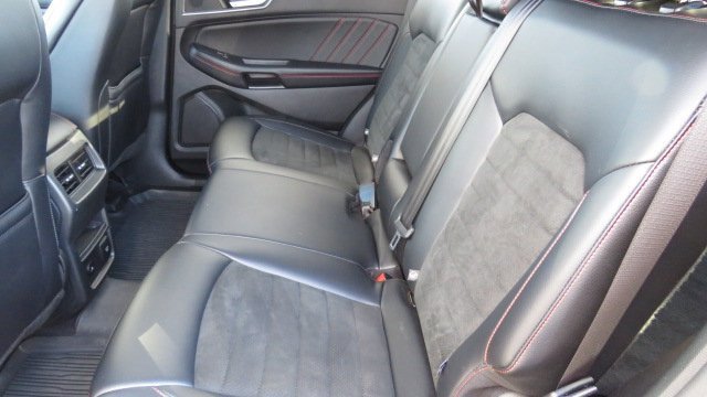 Certified 2022 Ford Edge ST-Line image 11