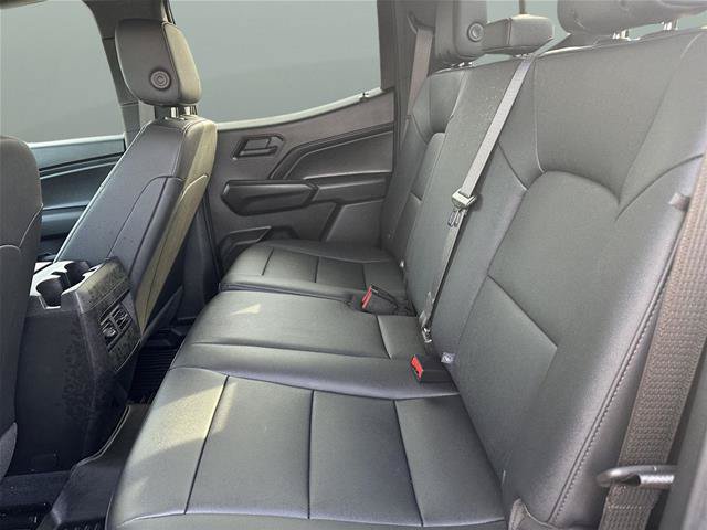 Used 2025 Chevrolet Colorado Trail Boss AWD/4WD image 13