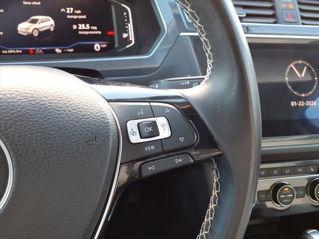 Used 2021 Volkswagen Tiguan SEL image 25