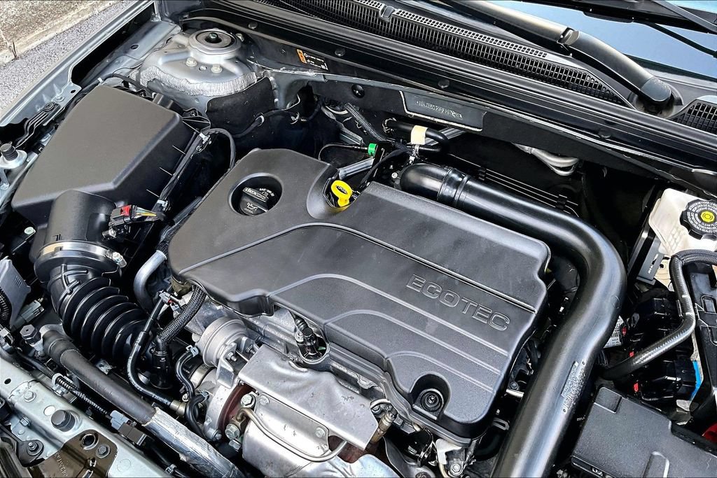 Used 2024 Chevrolet Malibu LT FWD image 32