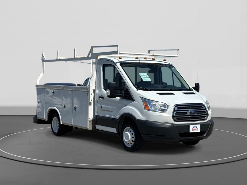 Certified 2017 Ford Transit 350 138 DRW w/ Premium Package RWD image 4