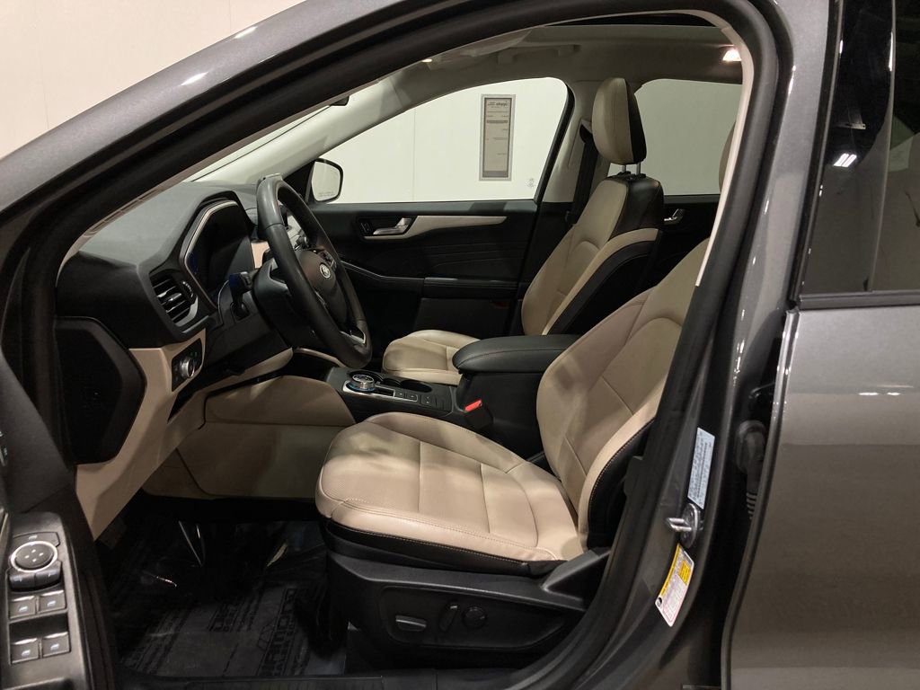 Certified 2022 Ford Escape SEL w/ Technology Package image 24