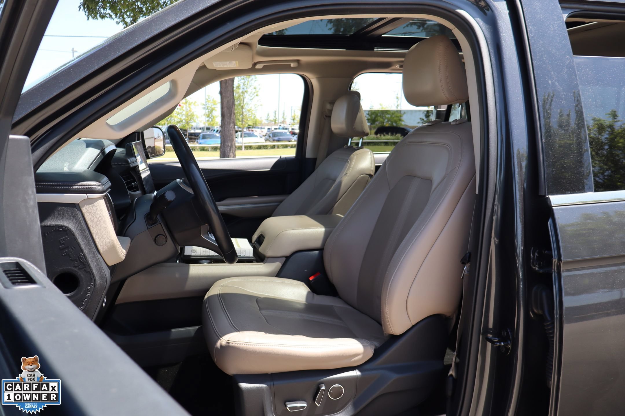 Certified 2023 Ford Expedition Max Limited RWD image 11