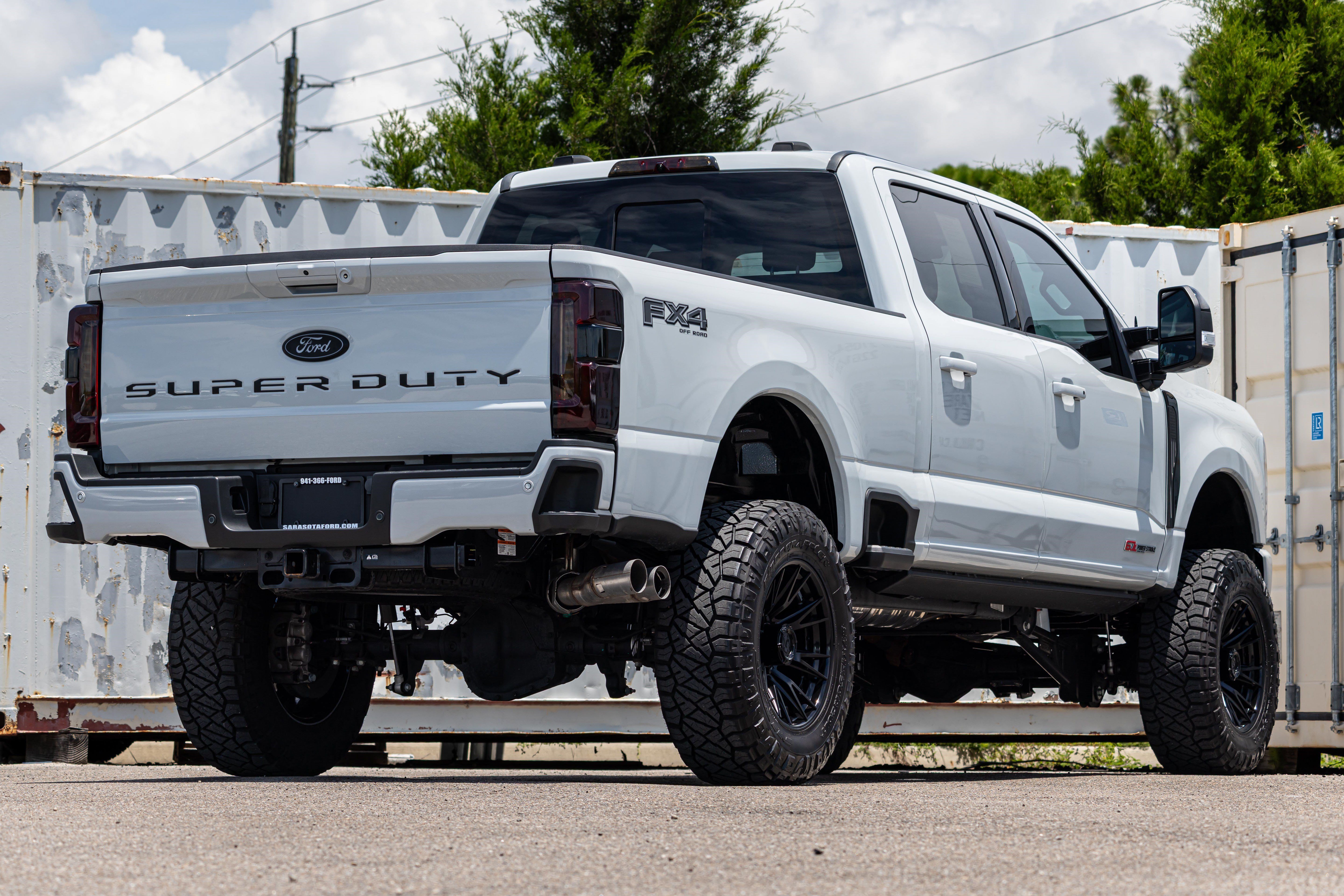Certified 2025 Ford F250 Lariat w/ Lariat Ultimate Package AWD/4WD image 4