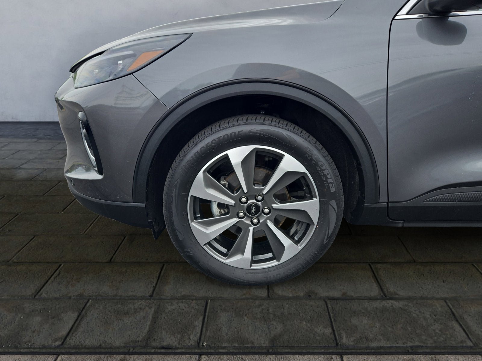 Certified 2023 Ford Escape Platinum AWD/4WD image 27