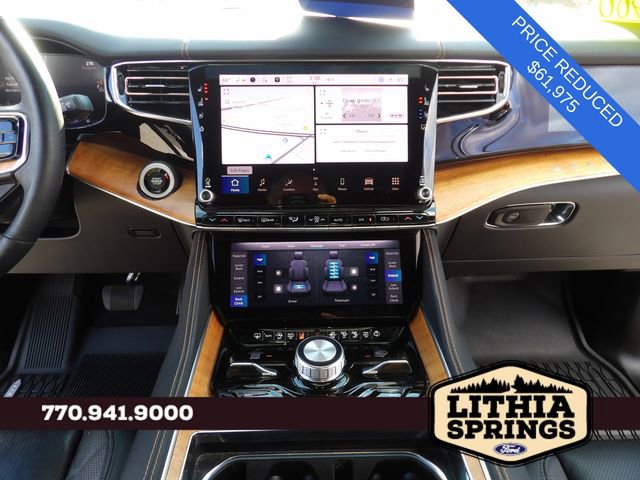 Used 2023 Jeep Grand Wagoneer Series III image 16