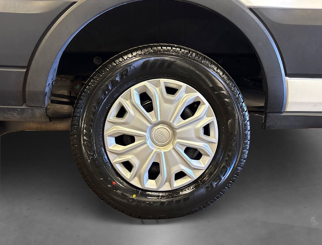 Certified 2024 Ford Transit 350 XLT RWD image 18