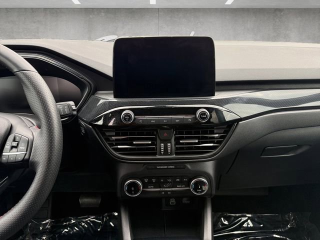 Certified 2025 Ford Escape ST-Line image 9