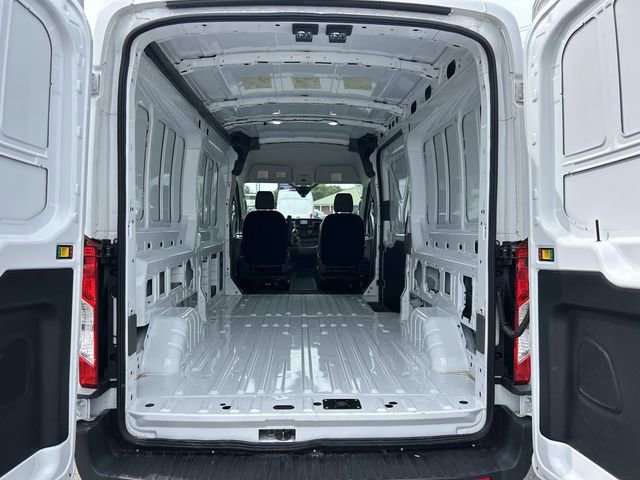 Certified 2022 Ford Transit 150 Medium Roof RWD image 23
