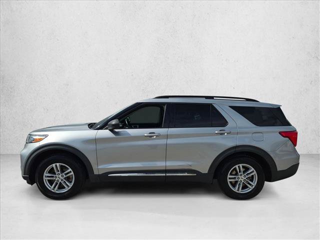 Certified 2021 Ford Explorer XLT w/ Equipment Group 202A RWD image 8