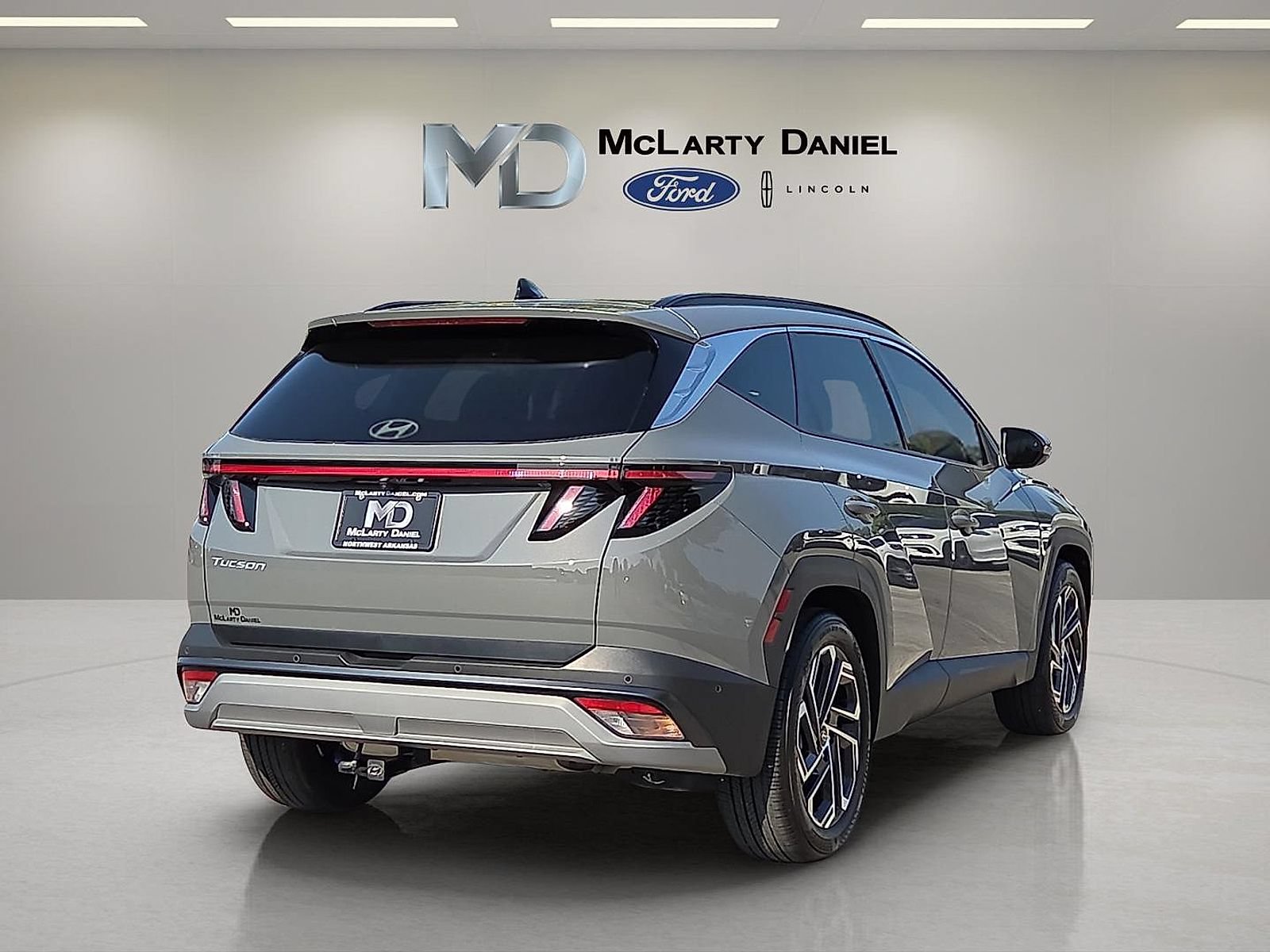 Used 2025 Hyundai Tucson Limited FWD image 5
