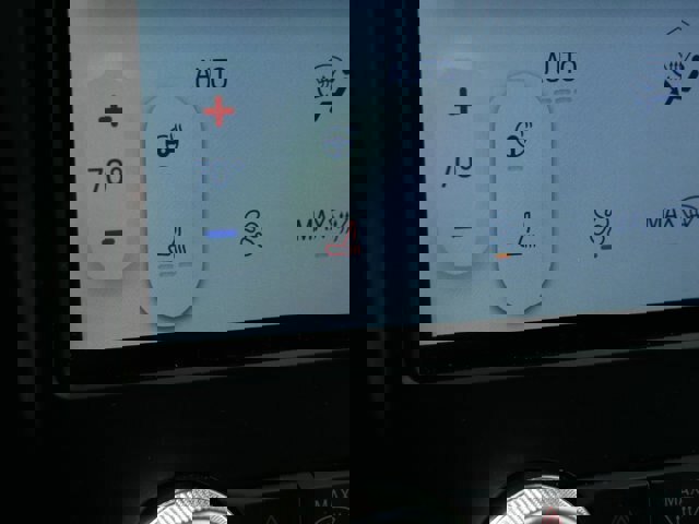 Certified 2024 Ford Edge Titanium image 25