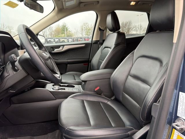 Certified 2020 Ford Escape SEL image 26