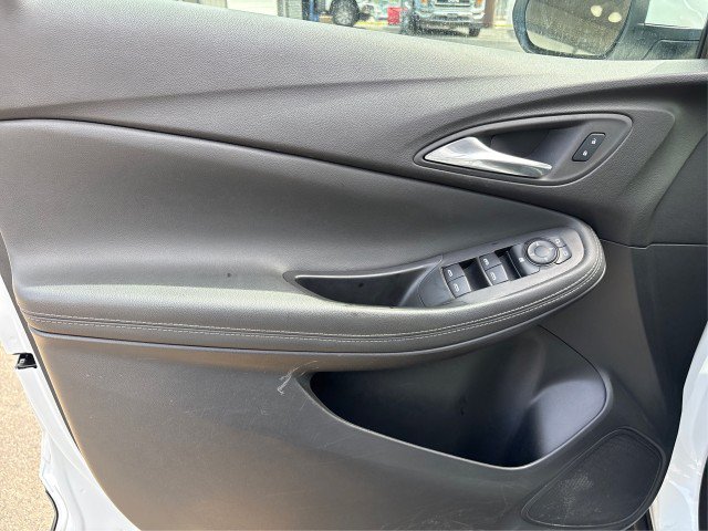 Used 2024 Buick Encore GX Preferred FWD image 18