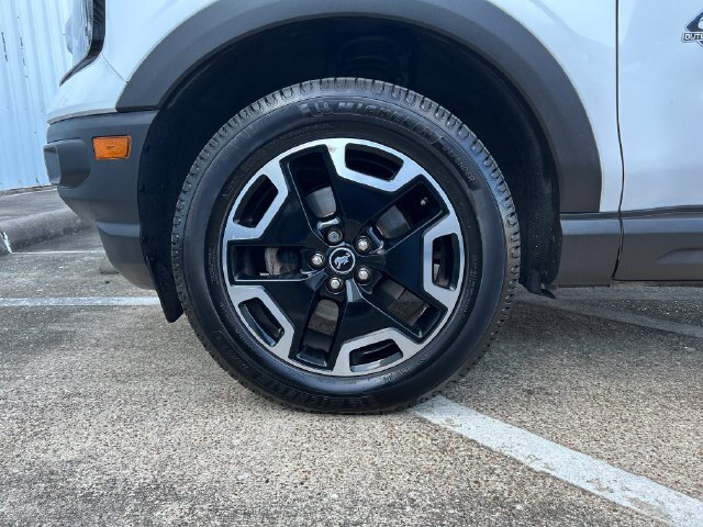 Certified 2022 Ford Bronco Sport Outer Banks w/ Tech Package AWD/4WD image 23