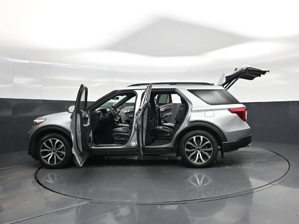 Certified 2023 Ford Explorer ST-Line w/ Class IV Trailer Tow Package RWD image 36