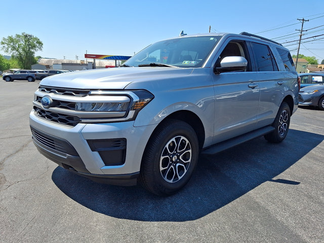 Certified 2022 Ford Expedition XLT AWD/4WD image 3