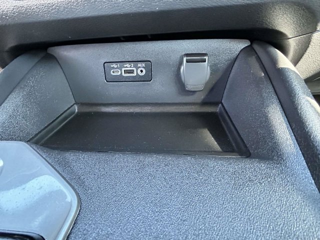 Used 2025 Nissan Altima 2.5 SV FWD image 27