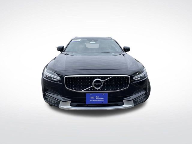 Used 2018 Volvo V90 T6 Cross Country w/ Protection Package image 7