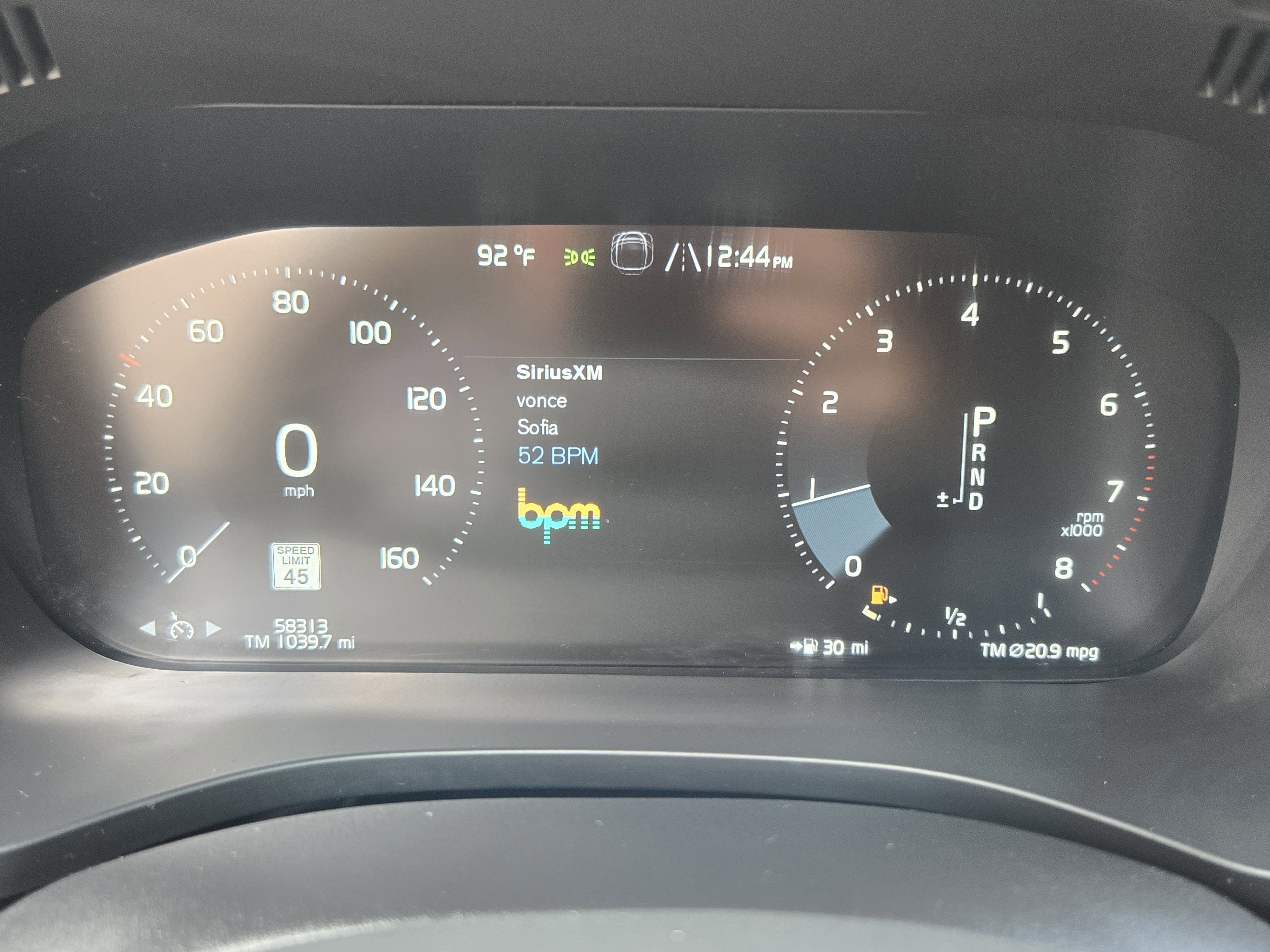 Used 2020 Volvo XC60 T6 Momentum w/ Protection Package image 11