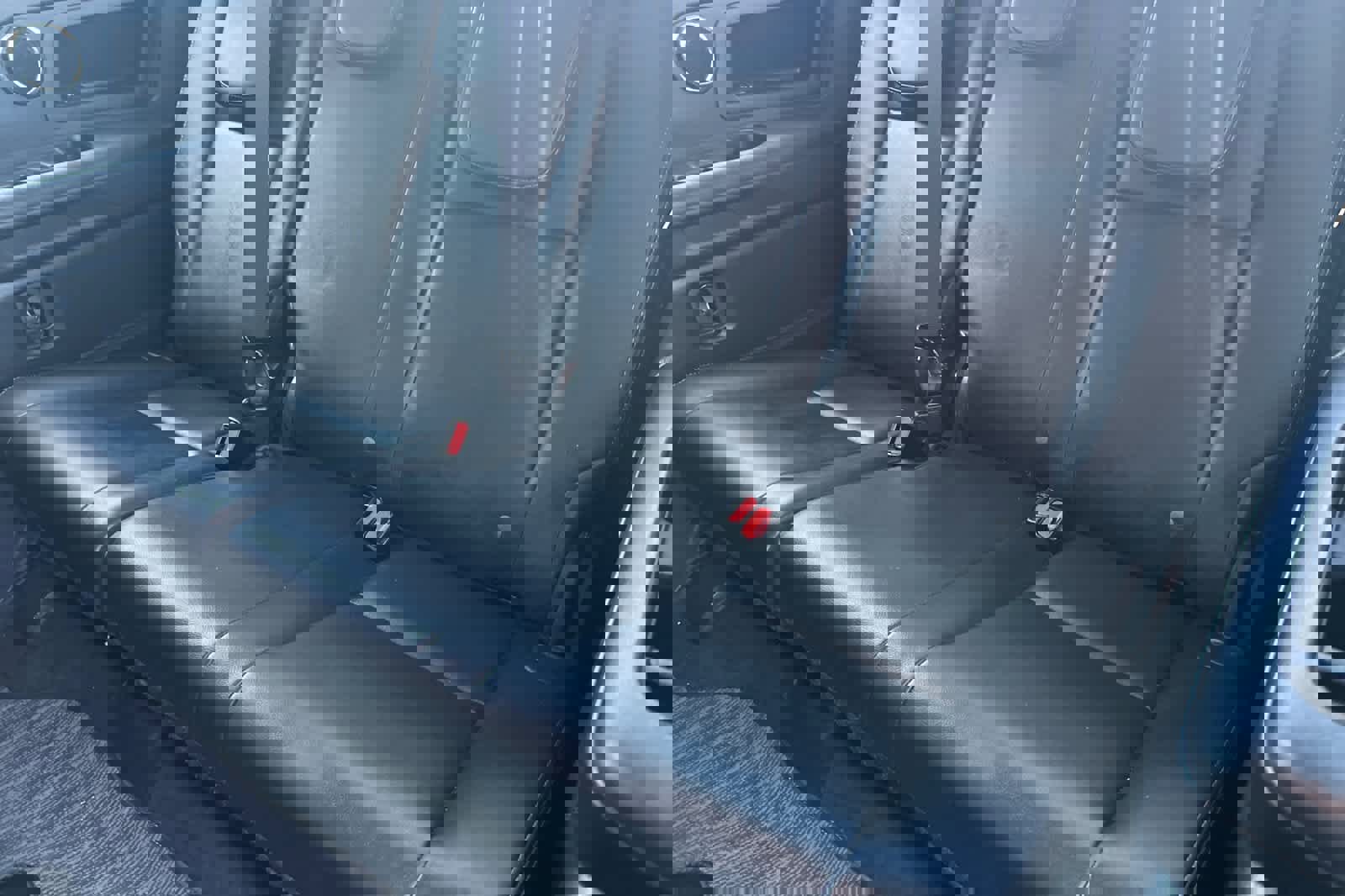 Used 2023 Subaru Ascent Limited w/ Technology Package image 15