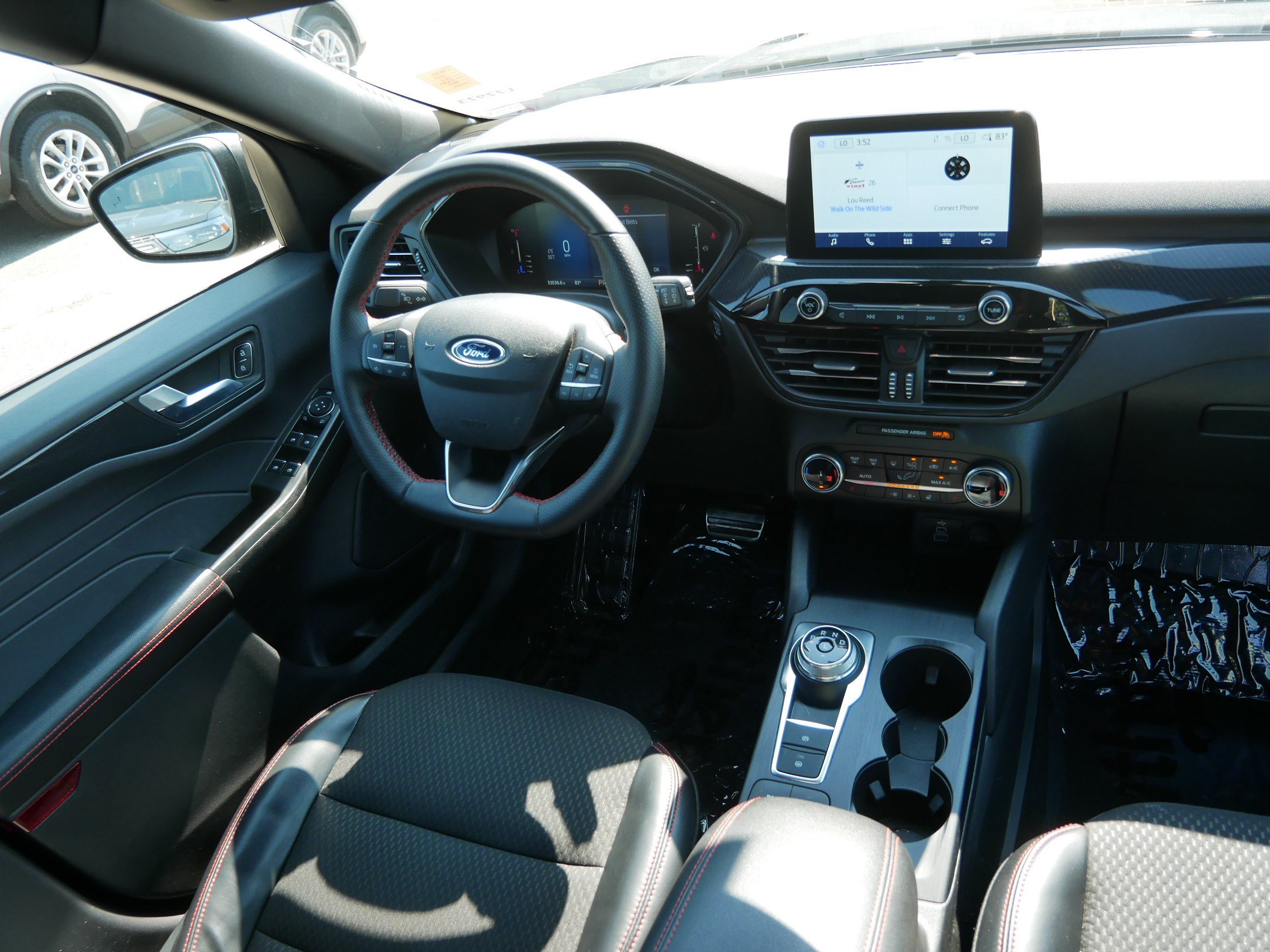 Certified 2024 Ford Escape ST-Line AWD/4WD image 9