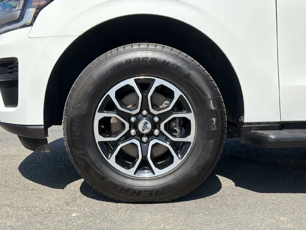 Certified 2024 Ford Expedition Max XLT RWD image 29