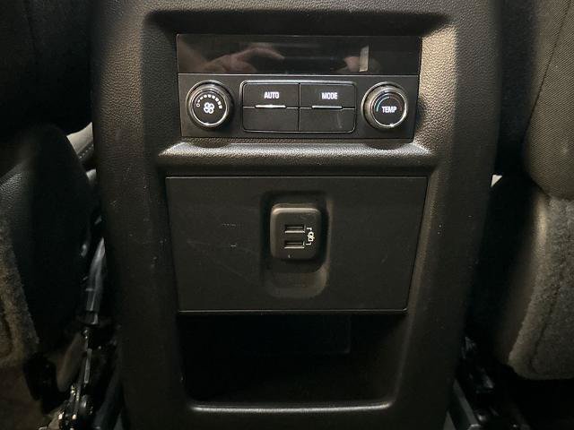Used 2020 Chevrolet Traverse LS FWD image 30