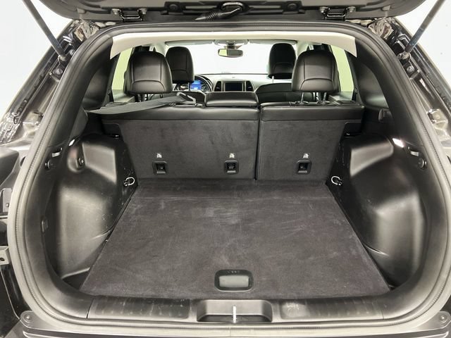 Used 2021 Jeep Cherokee Trailhawk w/ Trailer Tow Group AWD/4WD image 19