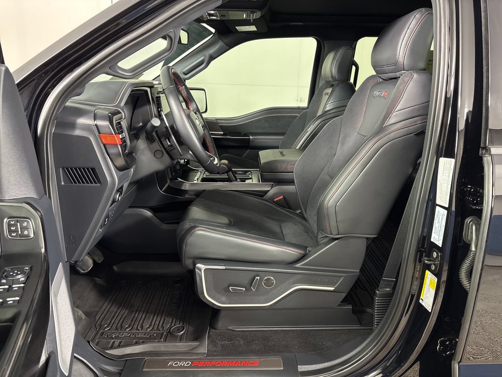 Certified 2025 Ford F150 Raptor w/ Equipment Group 803A Raptor R AWD/4WD image 31
