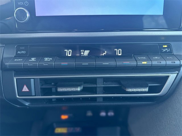 Used 2025 Toyota Camry LE w/ Convenience Package image 20