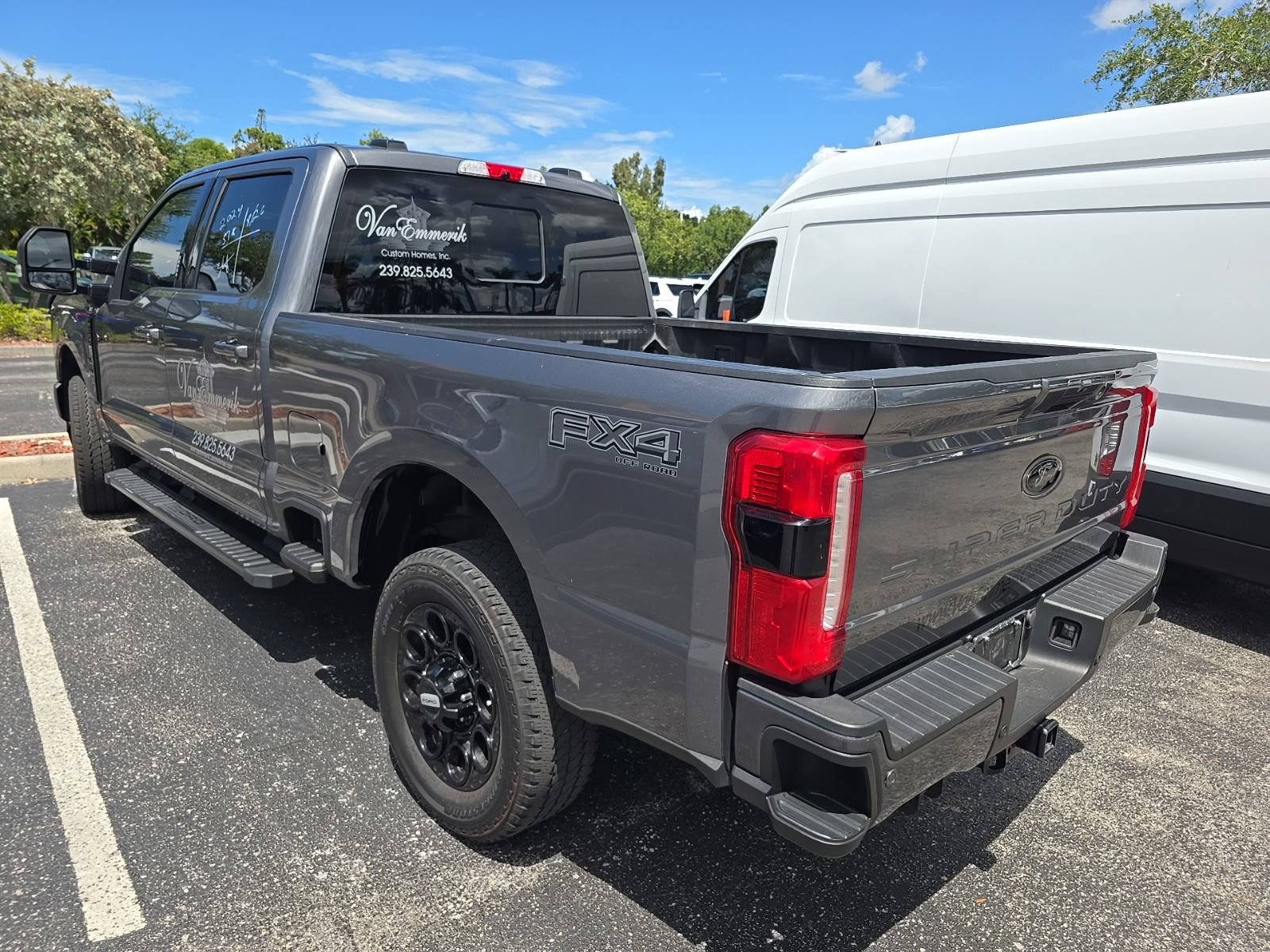 Certified 2024 Ford F250 XLT w/ Black Appearance Package AWD/4WD image 4