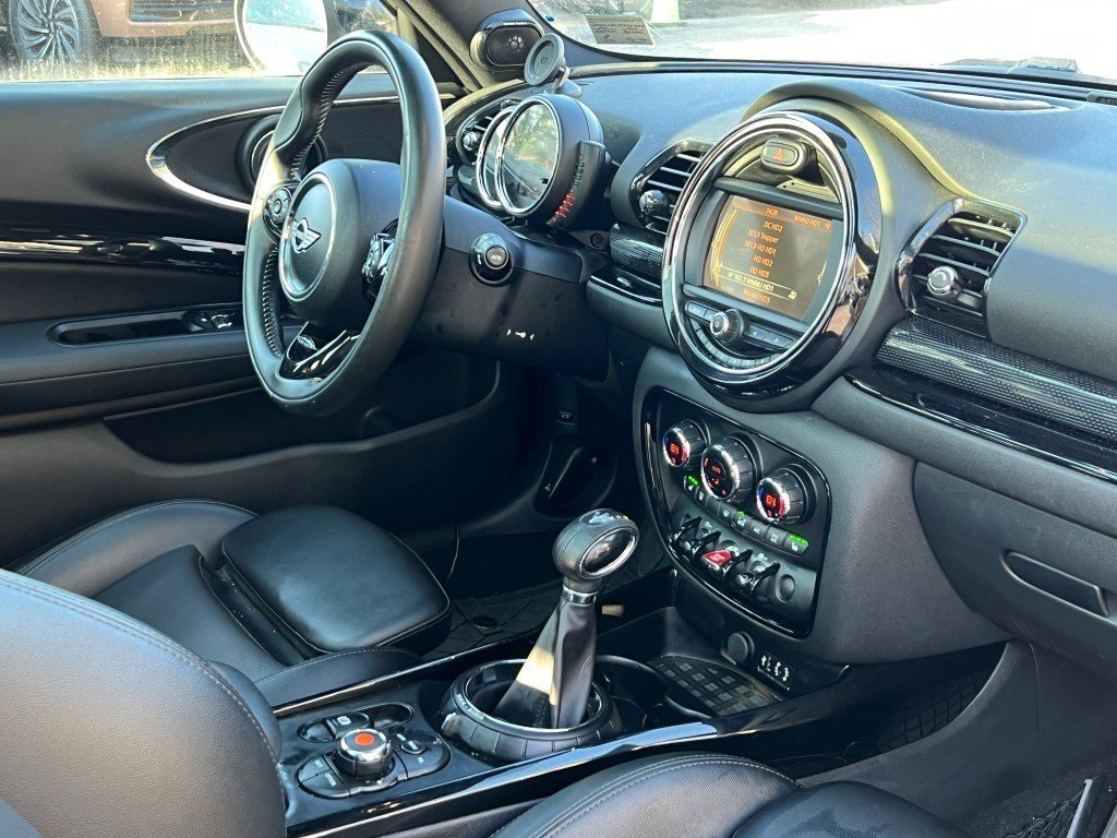 Used 2017 MINI Cooper Clubman S image 10