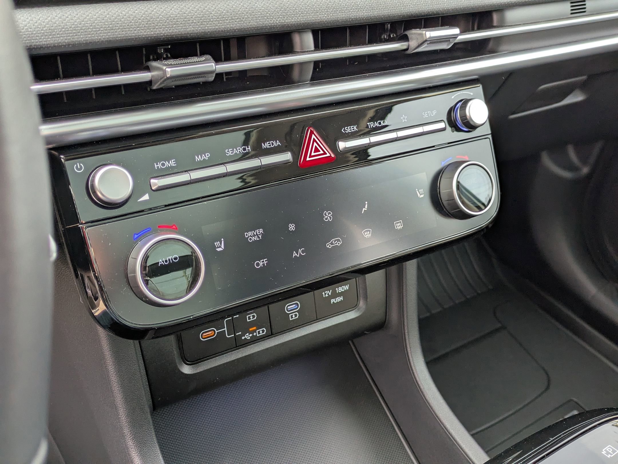 Used 2025 Hyundai Tucson SEL image 25