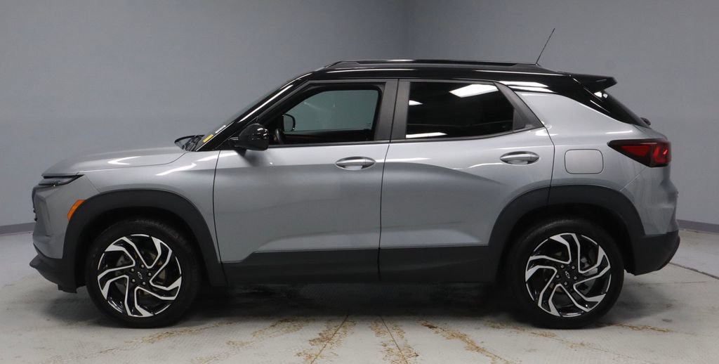 Used 2024 Chevrolet TrailBlazer RS AWD/4WD image 7