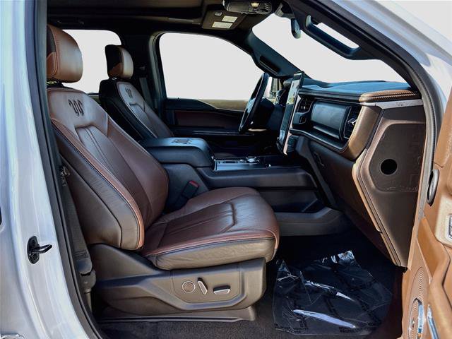 Certified 2024 Ford Expedition Max King Ranch RWD image 32