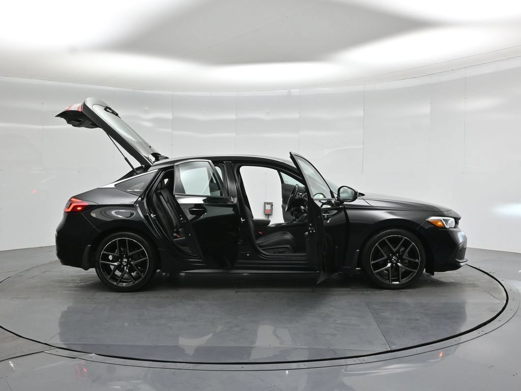 Used 2022 Honda Civic Sport Touring image 4