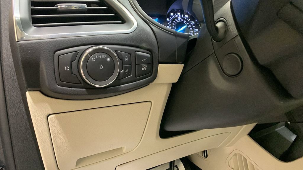 Certified 2023 Ford Edge Titanium w/ Equipment Group 301A image 35