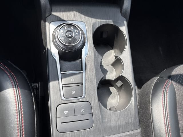 Certified 2025 Ford Escape ST-Line Select AWD/4WD image 40