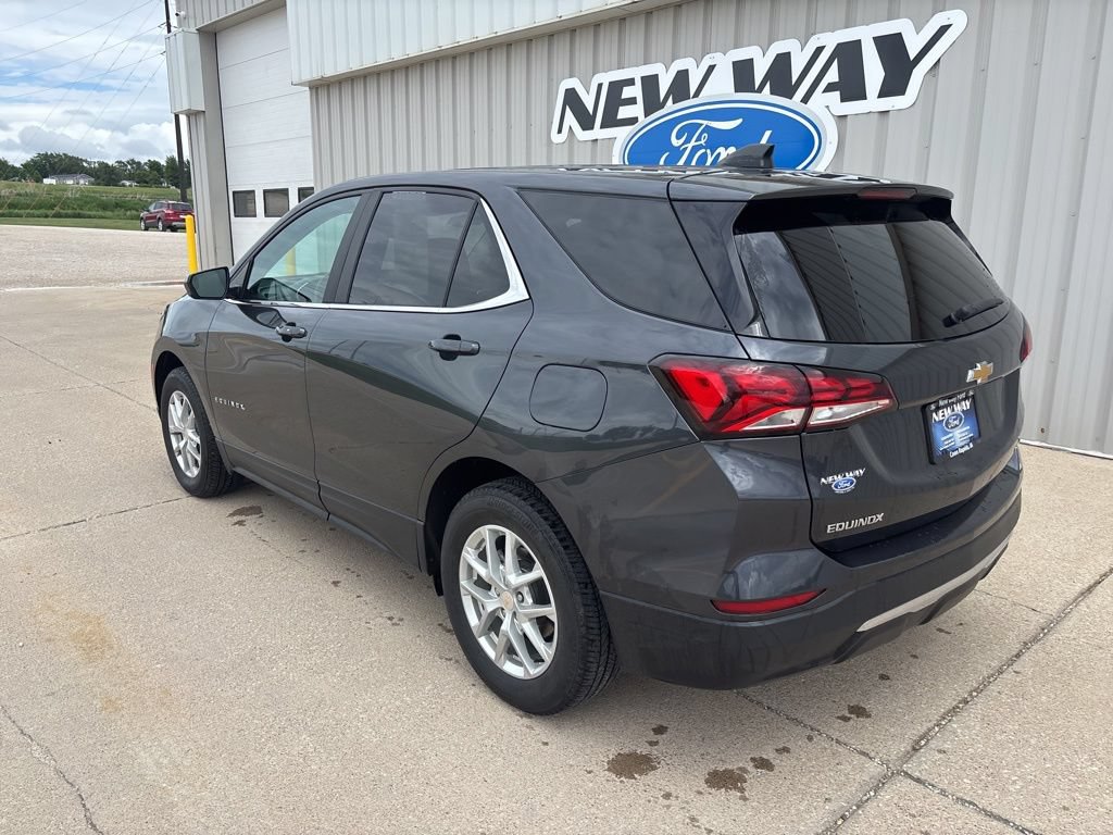 Used 2023 Chevrolet Equinox LT AWD/4WD image 7