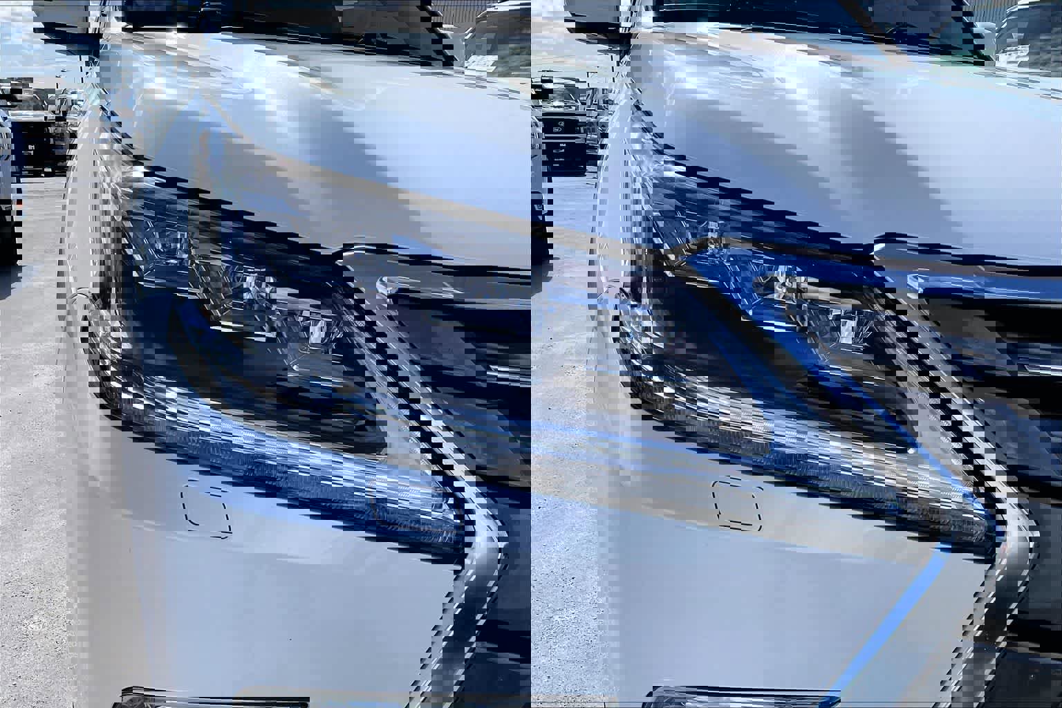 Used 2019 Lexus LX 570 4WD image 31