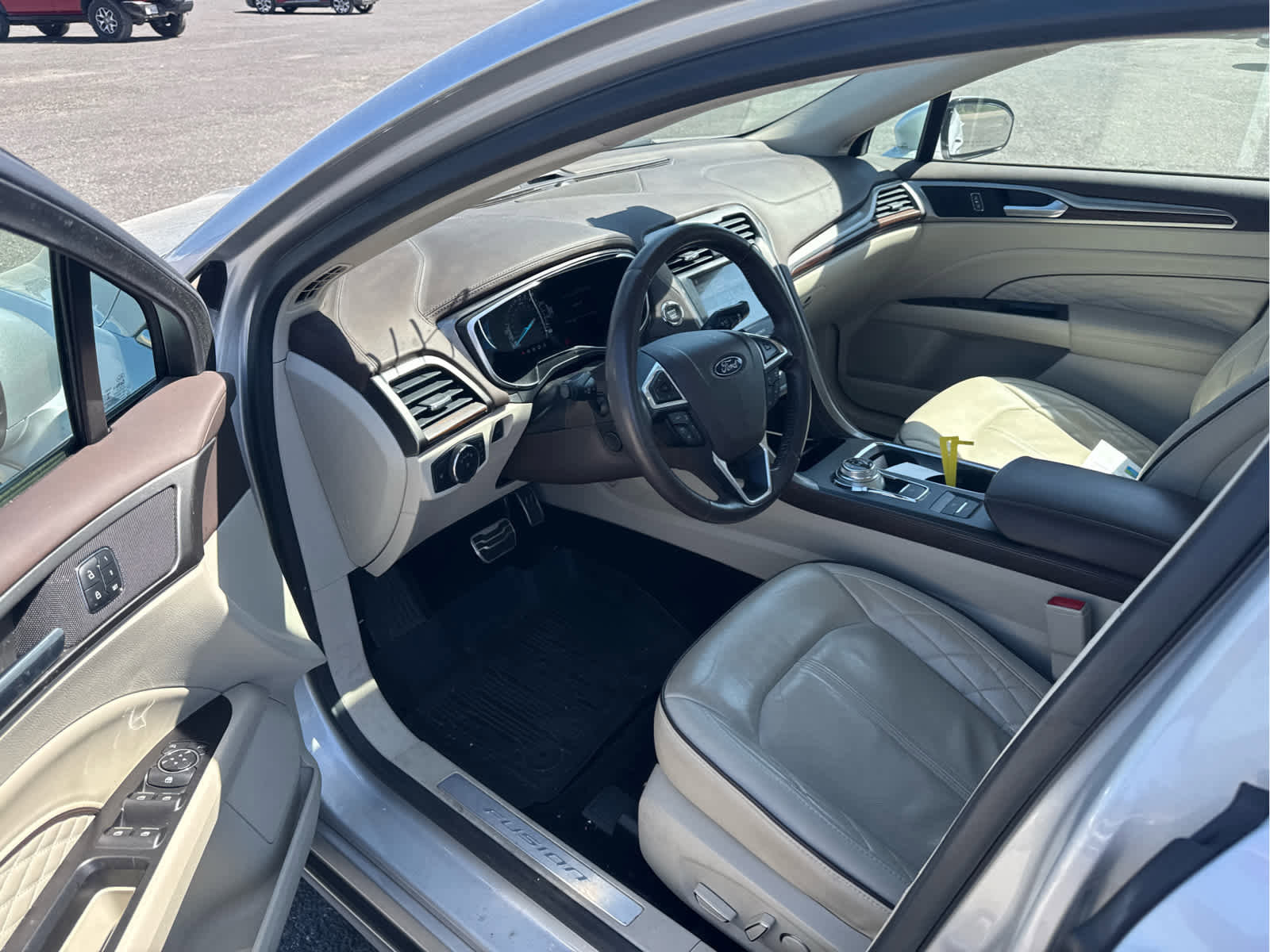 Certified 2017 Ford Fusion Platinum AWD/4WD image 11