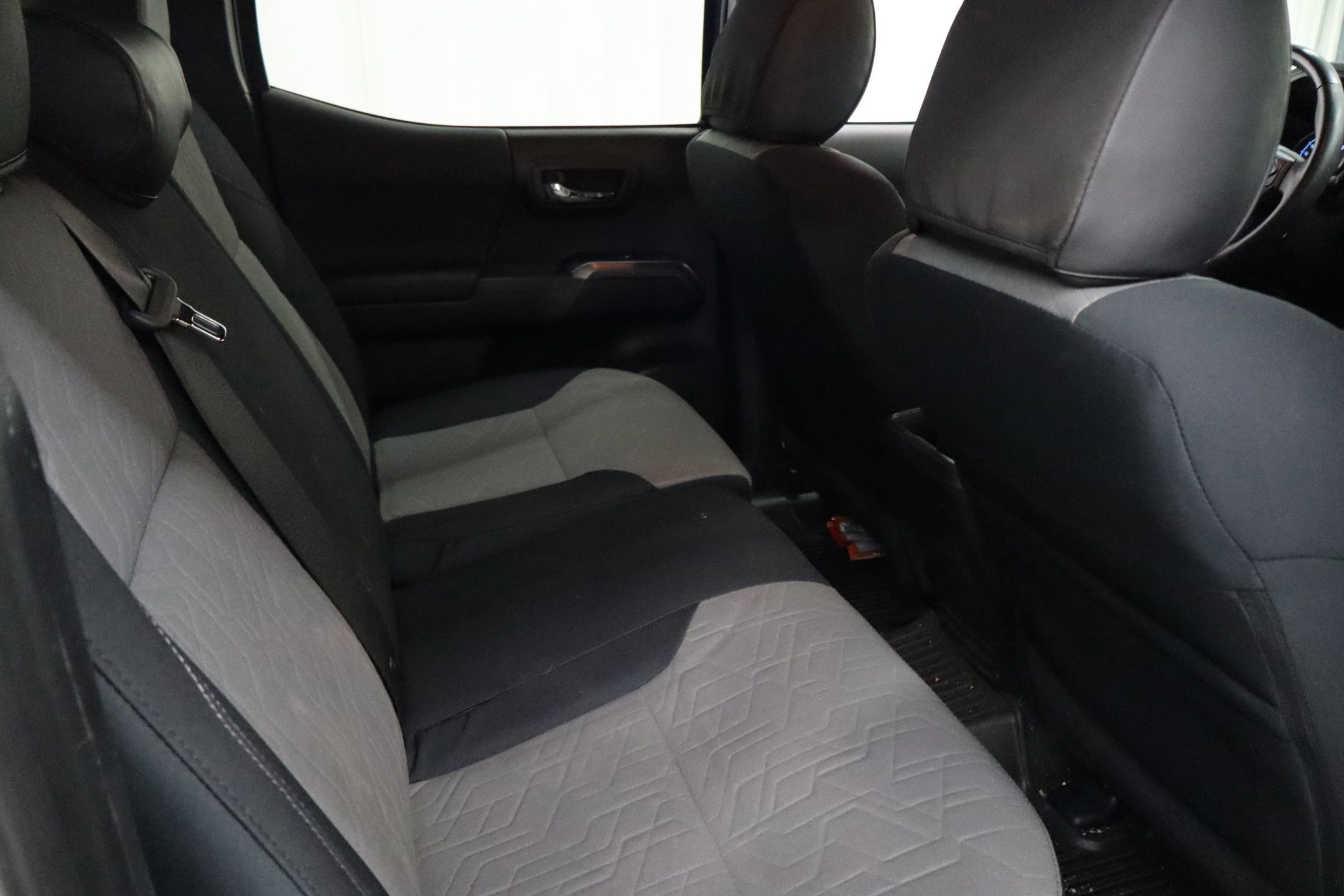 Used 2022 Toyota Tacoma TRD Sport image 22