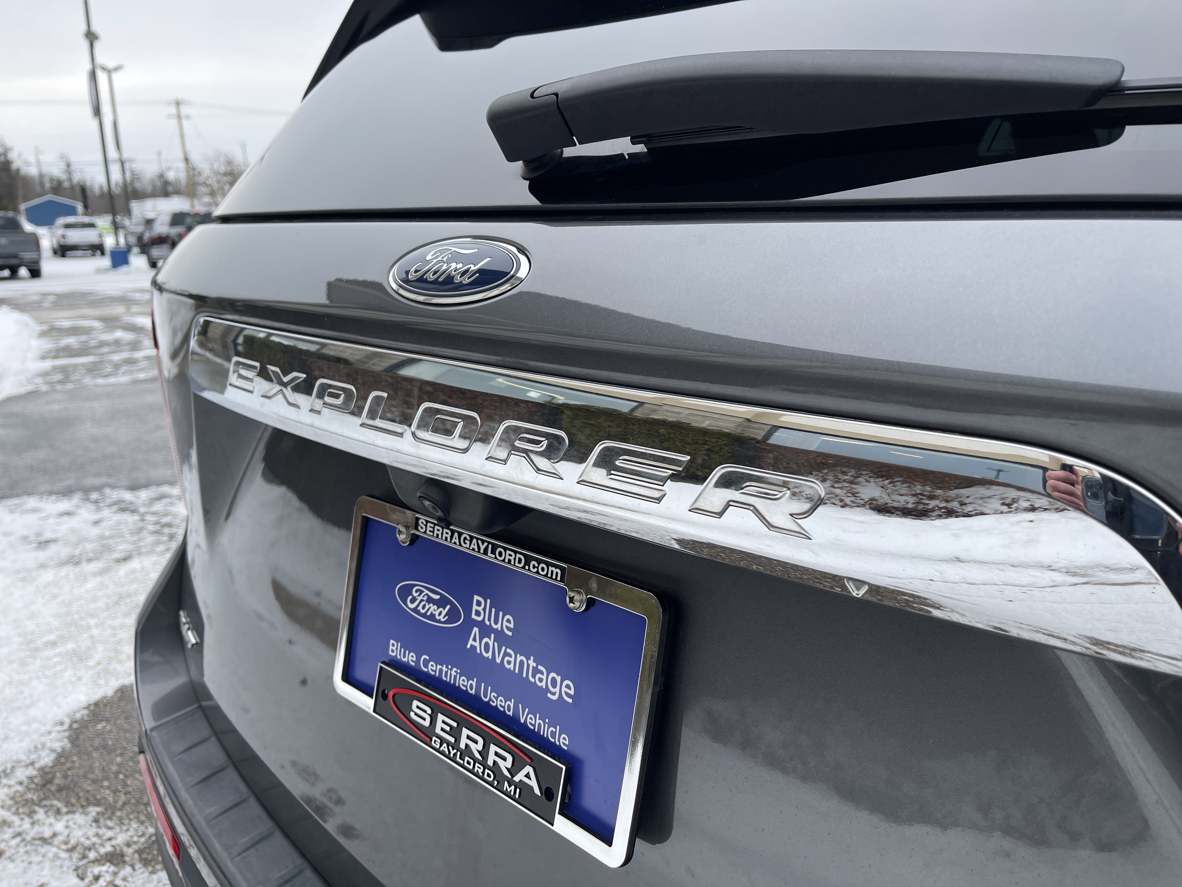 Certified 2022 Ford Explorer XLT w/ Class IV Trailer Tow Package image 27