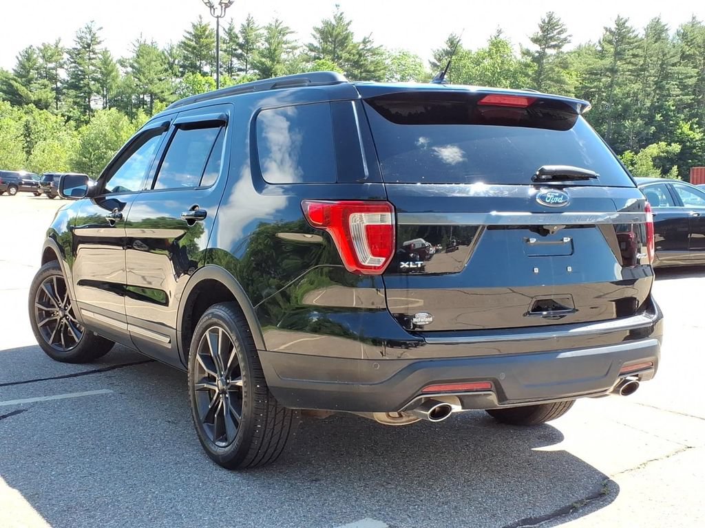 Certified 2018 Ford Explorer XLT w/ Equipment Group 202A AWD/4WD image 6