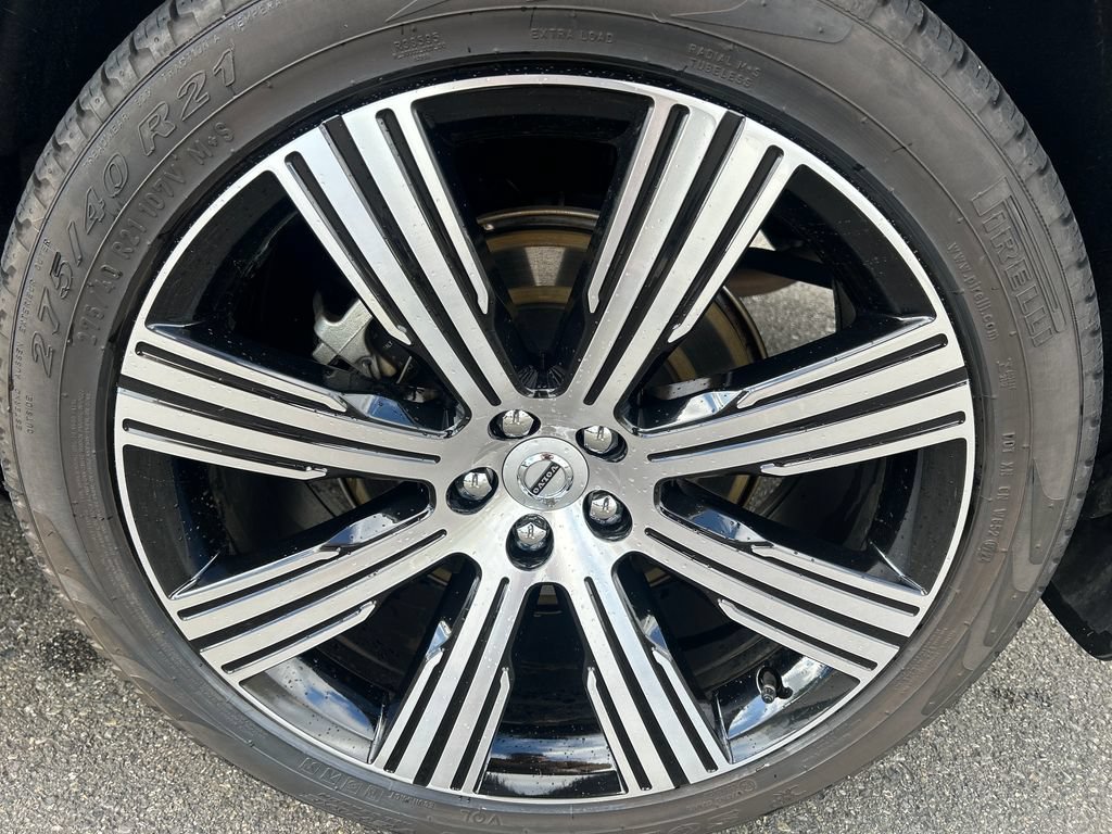 Used 2024 Volvo XC90 T8 Plus w/ Protection Package Premier AWD/4WD image 13