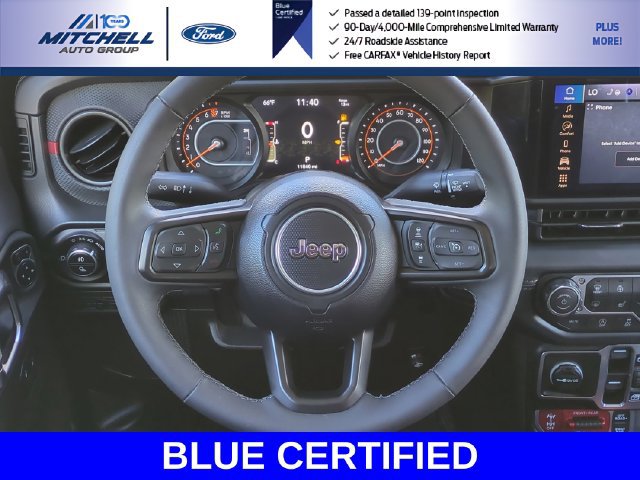 Used 2025 Jeep Gladiator Rubicon w/ Convenience Group AWD/4WD image 15