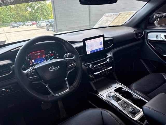 Certified 2024 Ford Explorer ST-Line w/ Class IV Trailer Tow Package AWD/4WD image 38